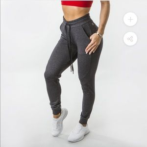 Jasmine Jogger